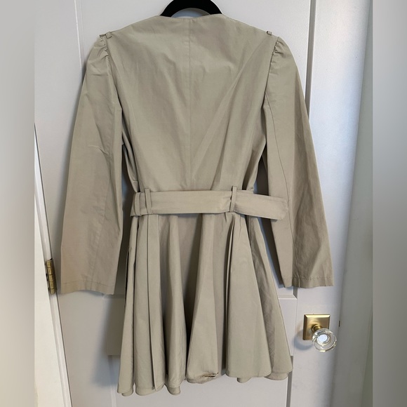 Prada belted trench coat with full skirt IT40 (US 2/4) - Picture 9 of 14